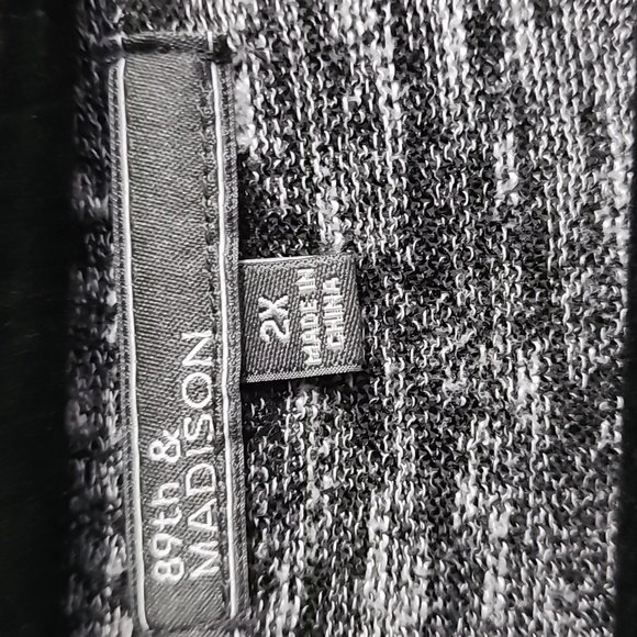 89th & Madison Cardigan - Picture 3 of 5